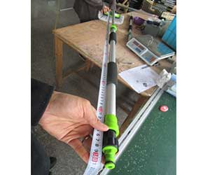 Telescopic car wash brush size test