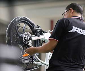 Folding electric bikes assembly line