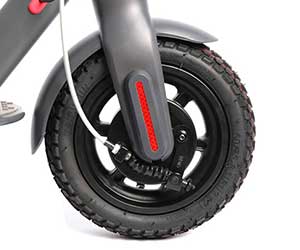 Portable scooter front tire display