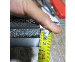 Car windshield glass wiper size test