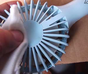 Lightweight fan wipe test