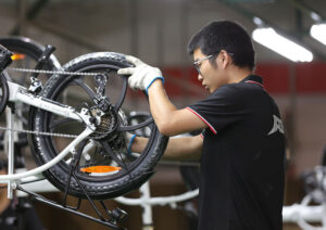 Folding e-bike assembly line