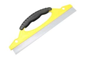 Car windshield scraper