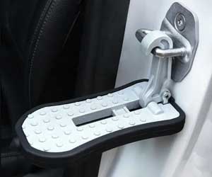 Mini foot pedal ladder