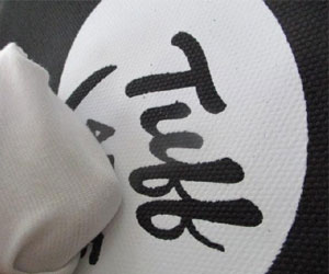 Fishing camp chair rub test on fabric